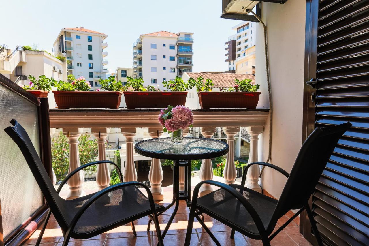 Villa Dvor Kornic Budva Kültér fotó