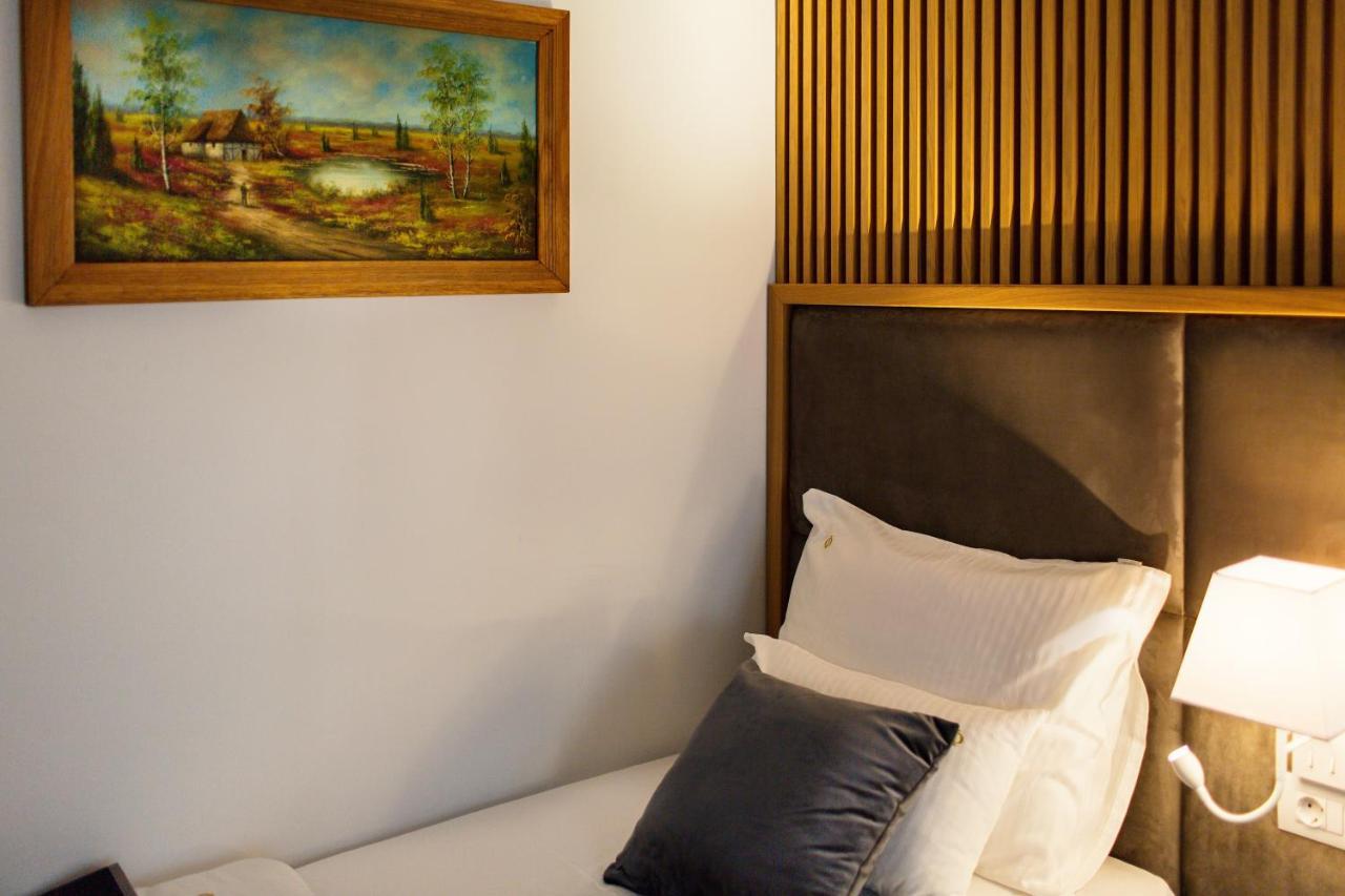 Villa Dvor Kornic Budva Kültér fotó