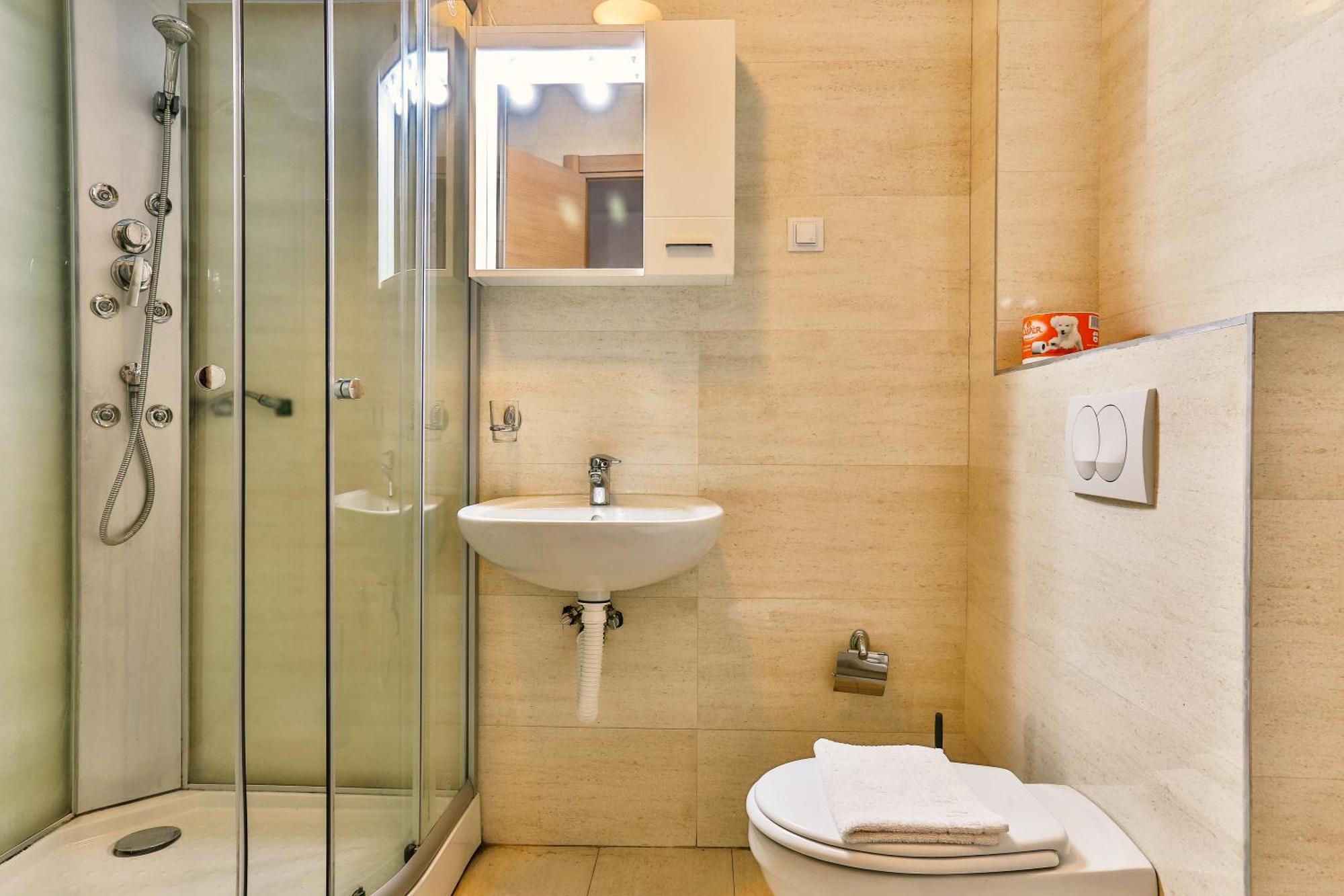 Villa Dvor Kornic Budva Szoba fotó